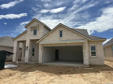 142 Stream St, Seguin, TX 78155