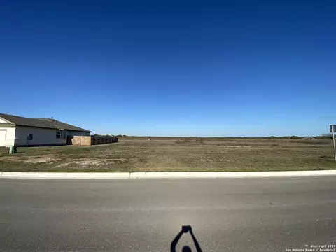 125 Growers, Poteet, TX 78065