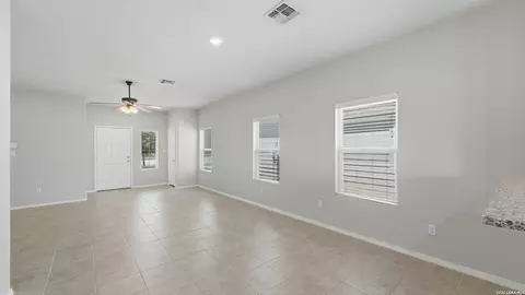 Living - 5502 Daniel Way, Saint Hedwig, TX 78152 photo 4 of 7