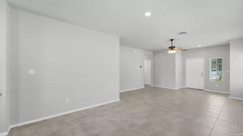 Living - 5502 Daniel Way, Saint Hedwig, TX 78152 photo 2 of 7