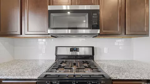Kitchen - 5502 Daniel Way, Saint Hedwig, TX 78152 photo 5 of 7