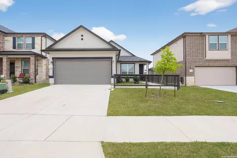 223 W West Granite Shrs, Boerne, TX 78006