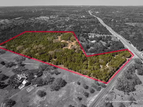 487 Old Bear Crk, New Braunfels, TX 78132