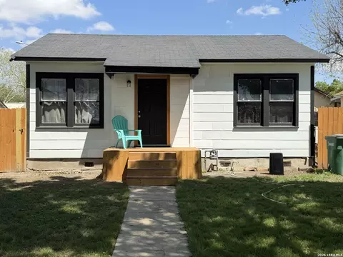 247 Burke, San Antonio, TX 78225