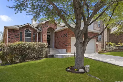 806 Point Vly, San Antonio, TX 78253