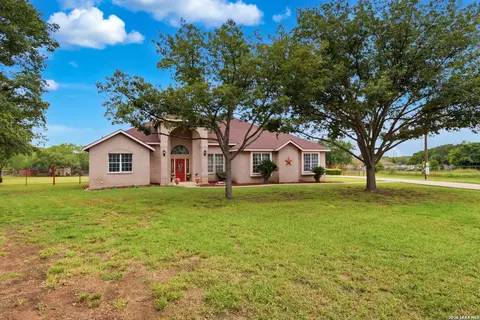 7627 Triple Wood St, China Grove, TX 78263