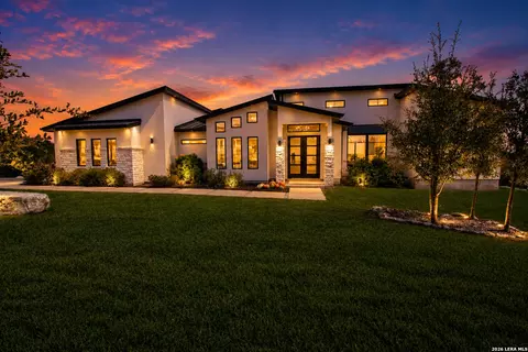 1273 County Road 2801 E, Mico, TX 78056