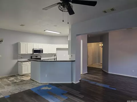 Living - 8230 Coppergate, Converse, TX 78109 photo 3 of 3
