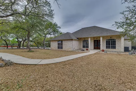 676 River Chase, New Braunfels, TX 78132