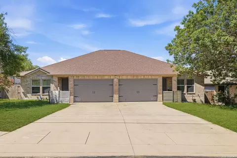 7025 Tourant, San Antonio, TX 78240