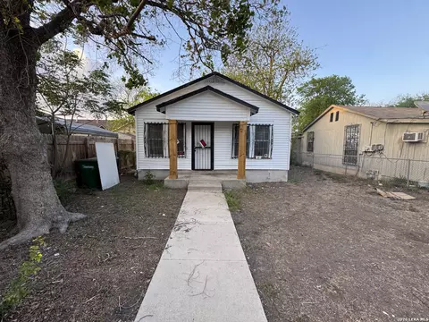 613 Blaine, San Antonio, TX 78202