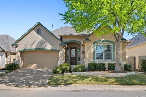 111 Garden Trce, San Antonio, TX 78260