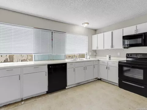 6812 Neston Dr #0, San Antonio, TX 78239