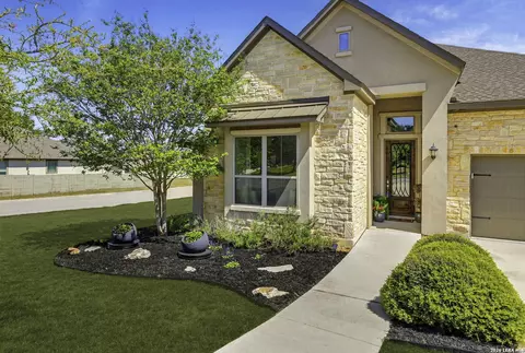 1177 Nutmeg Trl, New Braunfels, TX 78132