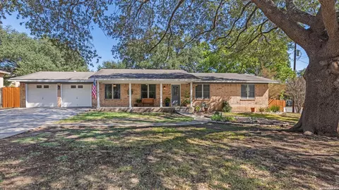 111 Mission, New Braunfels, TX 78130