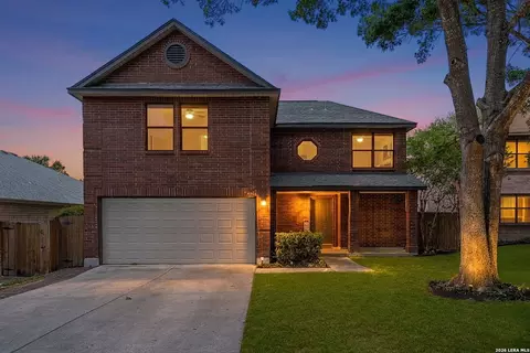 9615 Hillside Trl, San Antonio, TX 78250