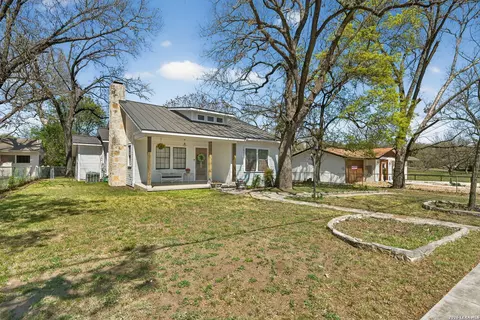 608 River Rd, Boerne, TX 78006