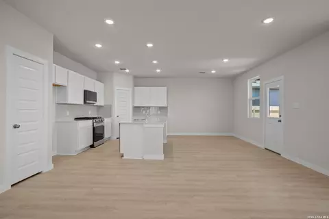 Other - 5610 Franklin Hls, Von Ormy, TX 78073 photo 1 of 6