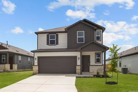 5610 Franklin Hls, Von Ormy, TX 78073