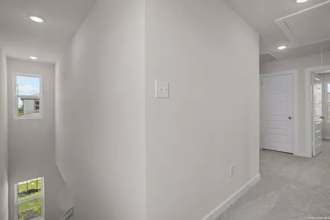 Entry Way - 5610 Franklin Hls, Von Ormy, TX 78073 photo 3 of 7