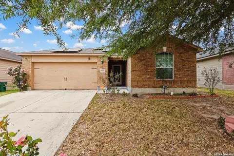 3327 Foster Mdws, San Antonio, TX 78222