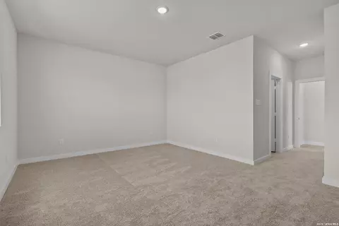 Bedroom - 5607 Franklin Hls, Von Ormy, TX 78073 photo 2 of 5