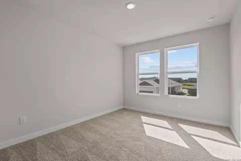 Bedroom - 5607 Franklin Hls, Von Ormy, TX 78073 photo 4 of 5