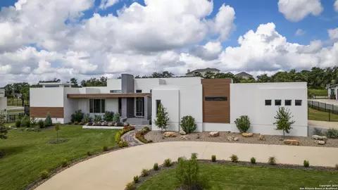 25907 Morhiss Pt, Boerne, TX 78006