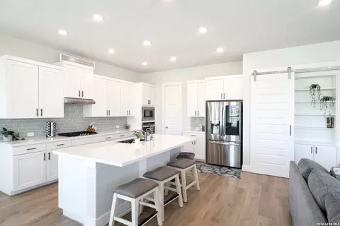 129 Milagro, Boerne, TX 78006
