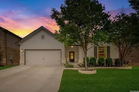 253 Bee Caves Cv, Cibolo, TX 78108