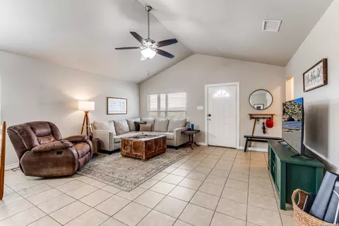 Living - 560 Hillside, Spring Branch, TX 78070 photo 2 of 4