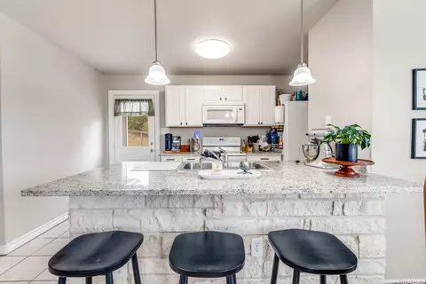 Kitchen - 560 Hillside, Spring Branch, TX 78070 photo 1 of 4