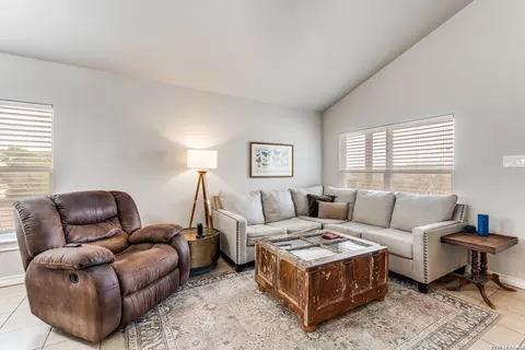 Living - 560 Hillside, Spring Branch, TX 78070 photo 3 of 4