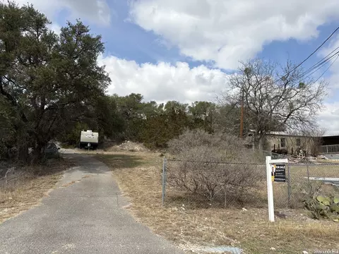 324 Ranchers Cir, Spring Branch, TX 78070