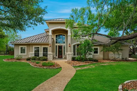 30017 Fairway Vis, Boerne, TX 78015