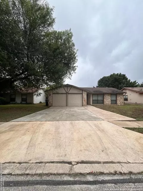 4948 Champlain, San Antonio, TX 78217