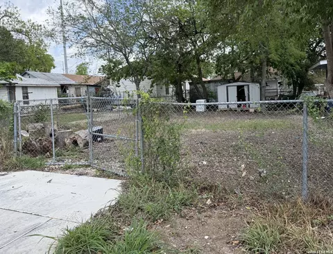 113 Rounds St, San Antonio, TX 78207