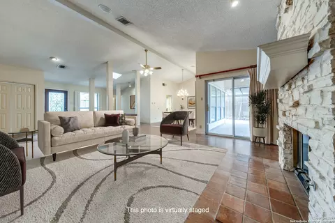 11915 Pepperidge Cv, San Antonio, TX 78213