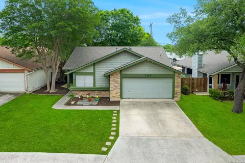 9338 Points Edge, San Antonio, TX 78250