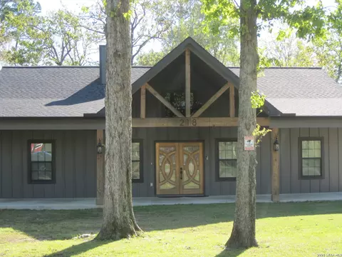 218 Strawberry St, Onalaska, TX 77360