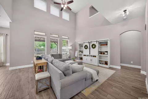 5819 Sweetwater Way, San Antonio, TX 78253
