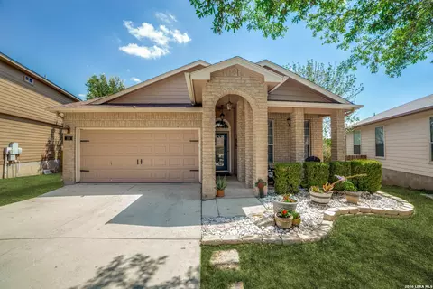 106 Coopers Hawk, San Antonio, TX 78253