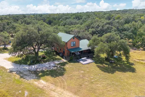 5080 Purgatory Rd, New Braunfels, TX 78132