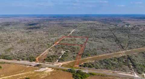 000 Charco Rd, Beeville, TX 78102