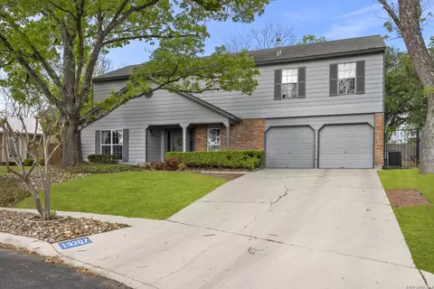 13207 De La Vis, San Antonio, TX 78233