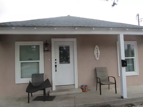 1102 Saint Marys, Beeville, TX 78102