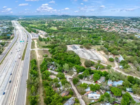 6577 Cedar Ln, San Antonio, TX 78257
