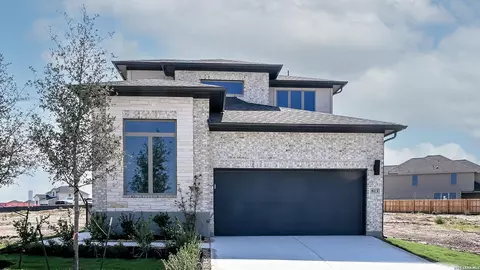 813 Water Lndg, New Braunfels, TX 78130