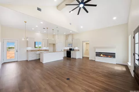 Living - 7319 Tiff Nicole Ln, Von Ormy, TX 78073 photo 5 of 7