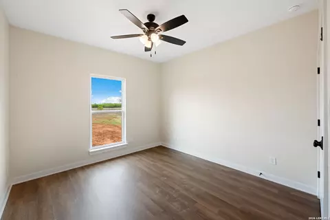 Bedroom - 7319 Tiff Nicole Ln, Von Ormy, TX 78073 photo 1 of 2